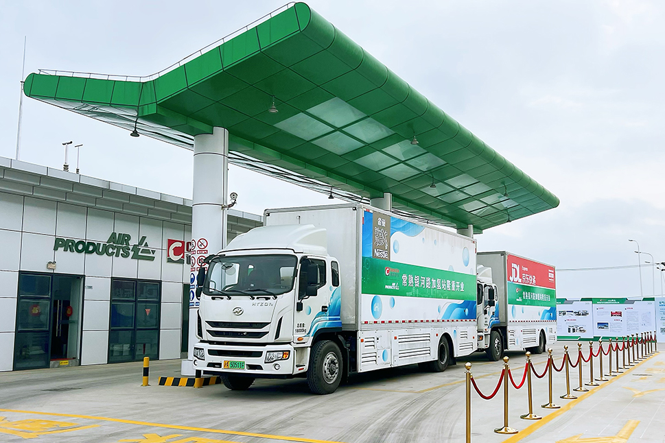 Commercial hydrogen fueling station for city buses and heavy-duty trucks in Changshu city, Jiangsu province, China 